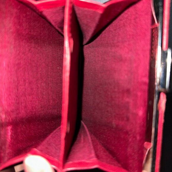 Burberry Red Bifold Wallet No box Comes with COA ATTACHED - Picture 3 of 7